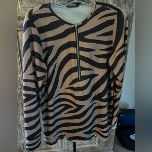 Noracora Zebra print M, New without tags cuff long sleeve half zipper